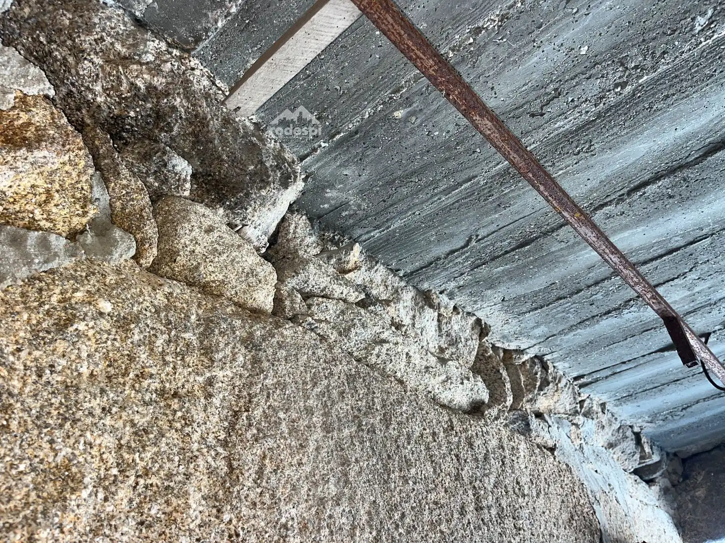 Einfamilien-Reihenhaus zum Verkauf in Maside mit Möbliert