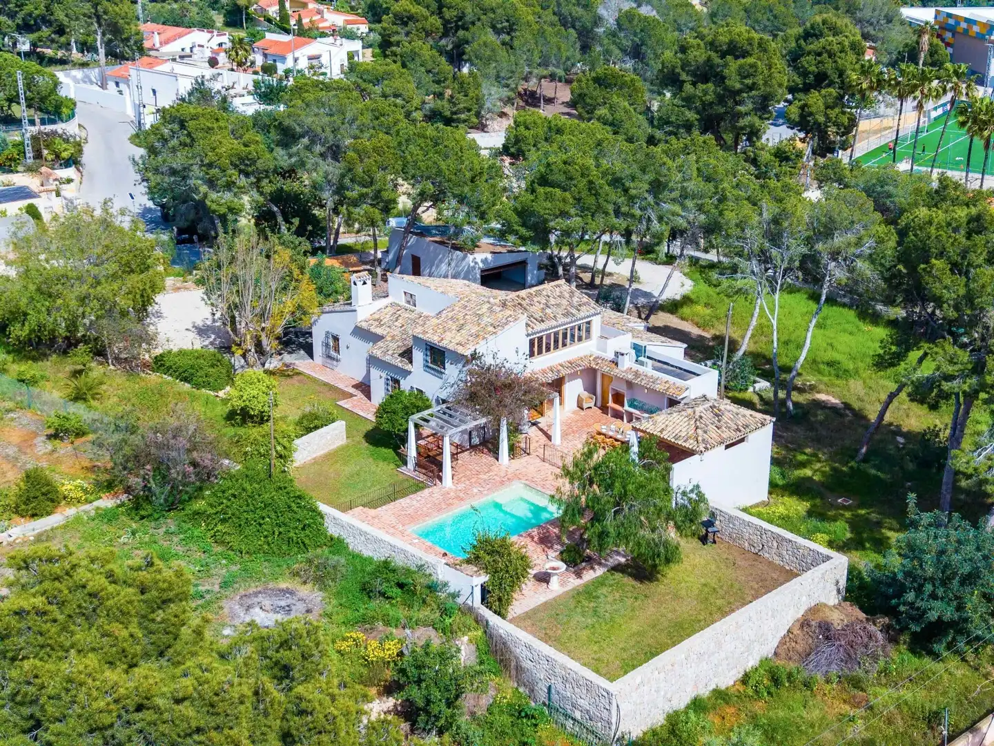Exterior view of Houses for sale in L'Alfàs del Pi  with Air Conditioner, Heating and Private garden