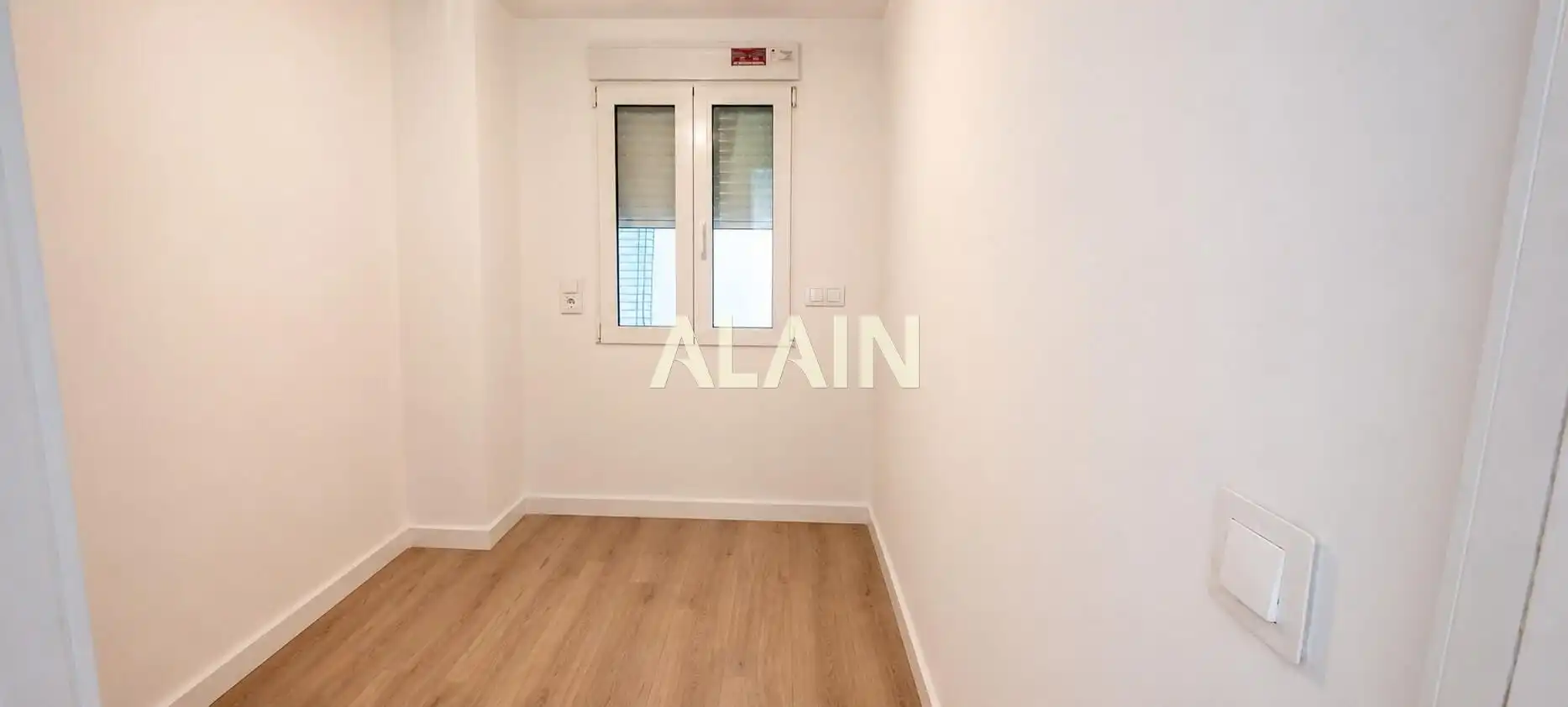 Habitación de Piso en venta en Valencia con Aire acondicionado, Calefacción y Parquet