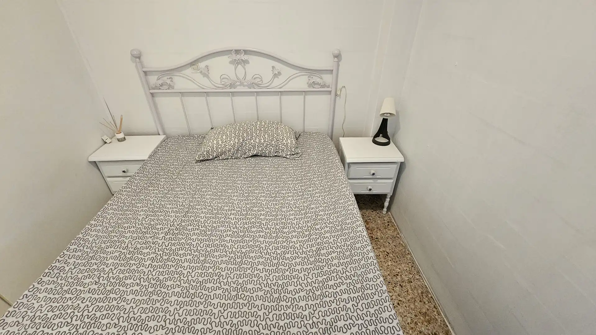 Schlafzimmer von Wohnung zum Verkauf in Benidorm mit Möbliert