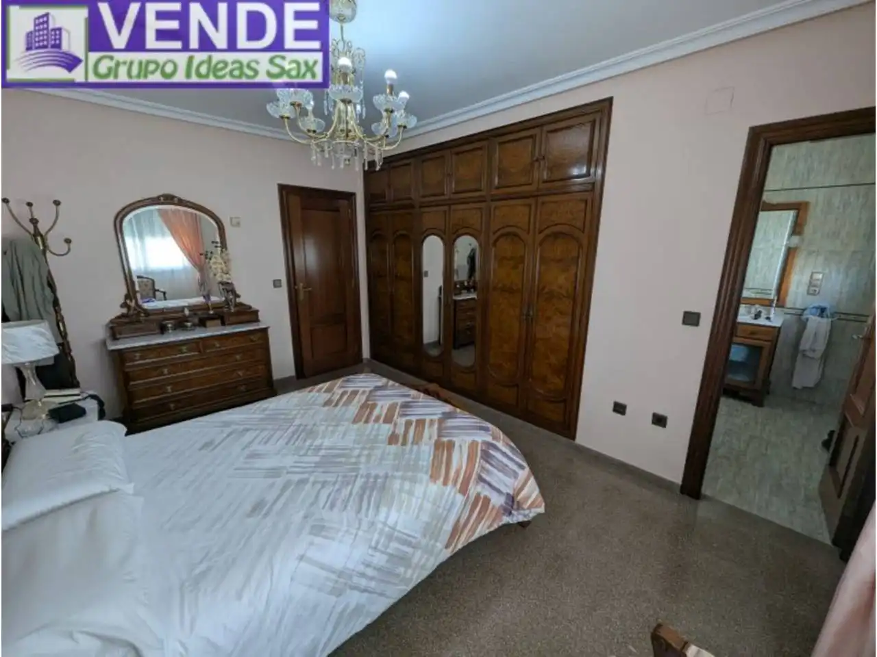 Dormitori de Casa adosada en venda en Sax