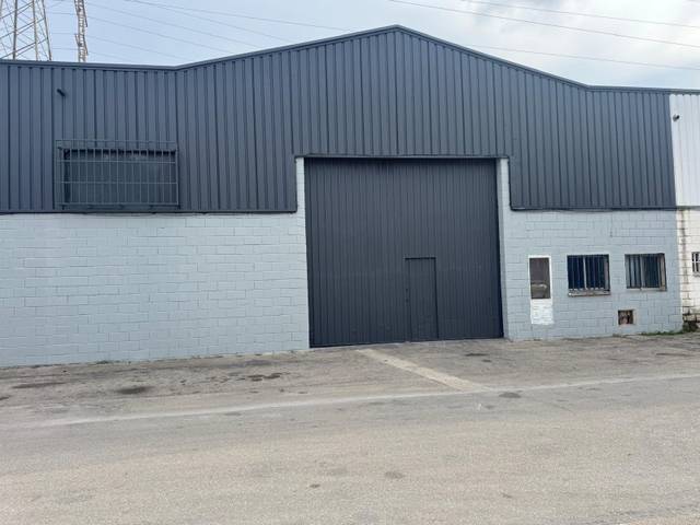 Nave industrial en Alquiler en Urbanizaciones