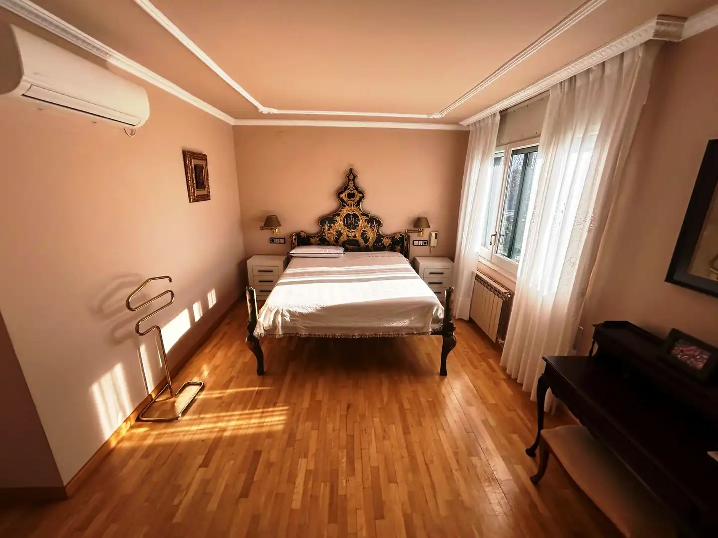 Chalet con piscina en venta en Carrer Anglada Camarasa, imagen 11