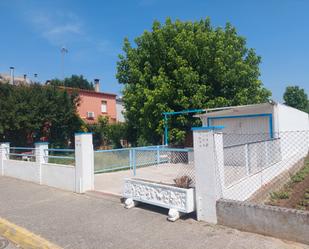 Garden of Garage to rent in Flaçà