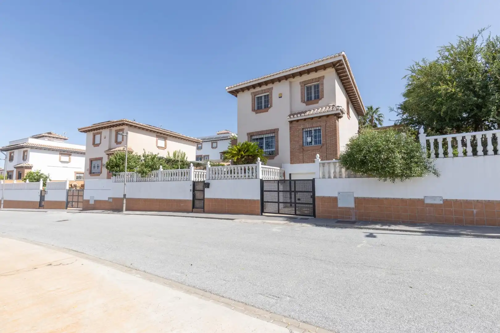 Chalet con terraza en venta en UNIS, imagen 55