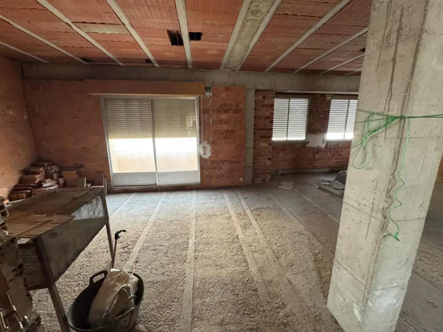 Detached homes for sale in Villena  with Air Conditioner, Terrace and Storage room