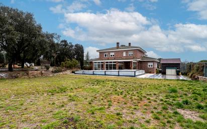 Garden of House or chalet for sale in Torrelodones  with Air Conditioner, Heating and Private garden