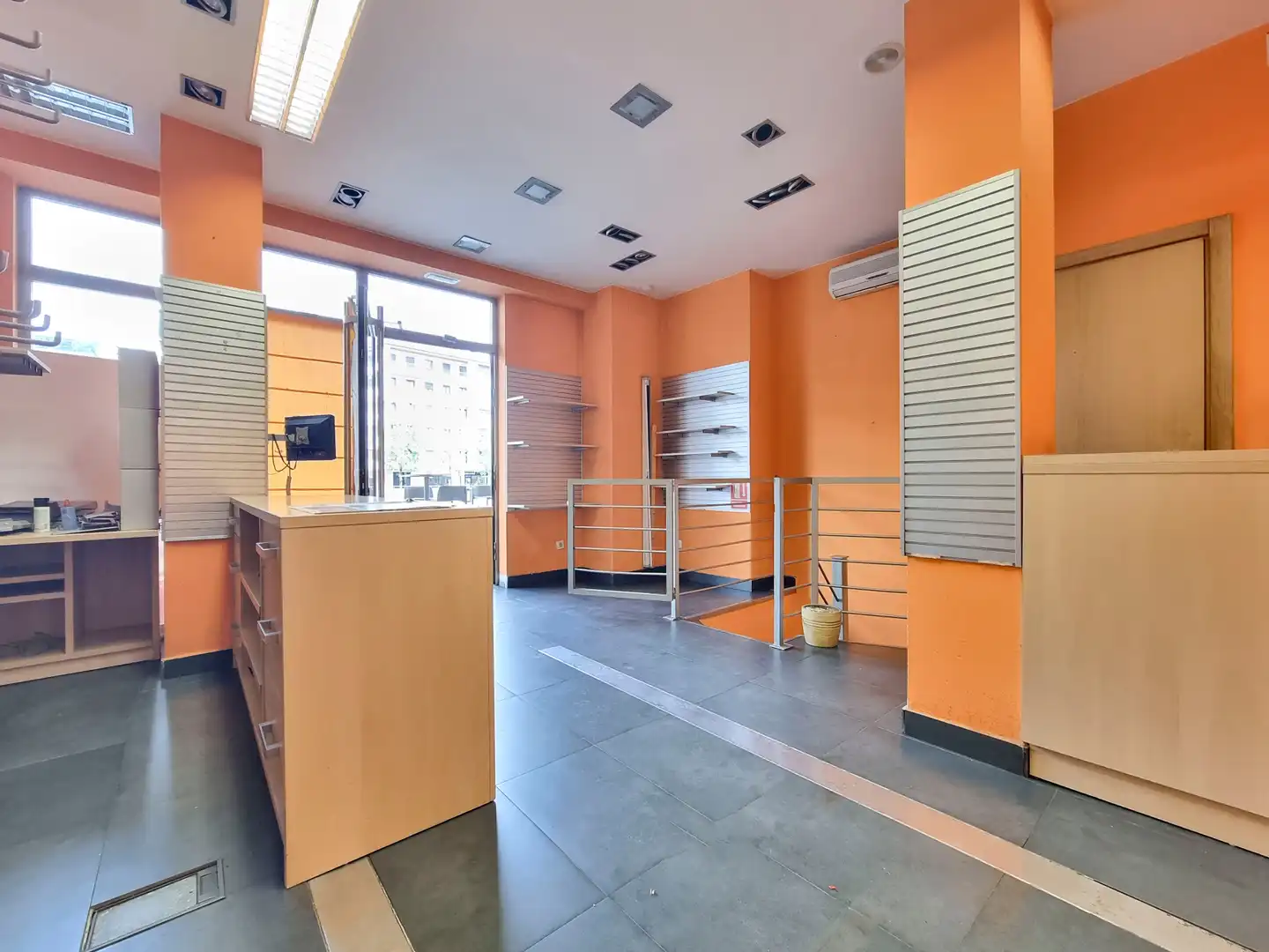 Local commercial à vendre à Zumea Kalea, imagen 3