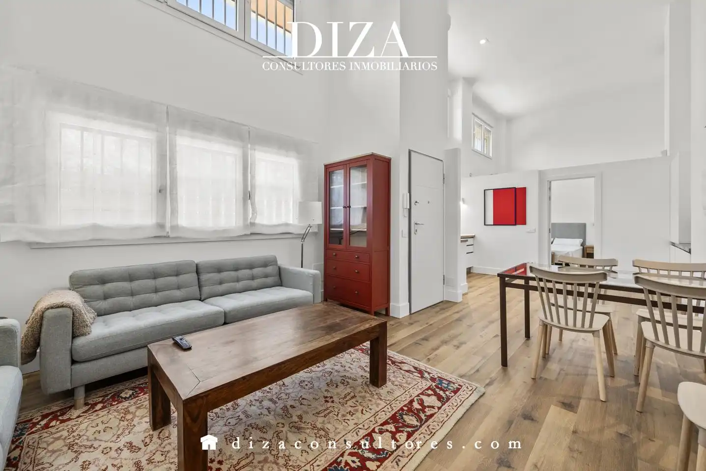 Sala d'estar de Planta baixa de lloguer en Madrid amb Aire condicionat i Moblat