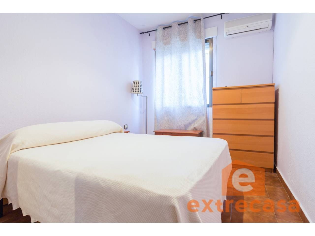 Habitación de Apartamento en venta en Badajoz Capital con Aire acondicionado y Amueblado