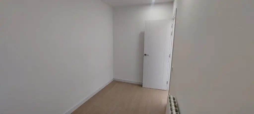 Habitación de Piso en venta en Sant Joan Despí con Aire acondicionado, Calefacción y Horno
