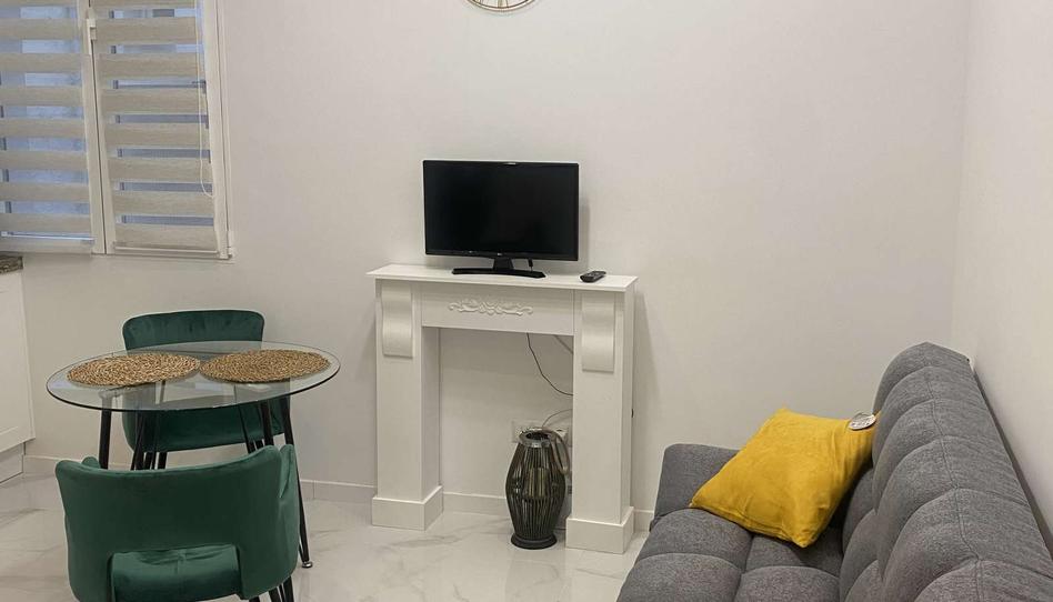 Photo 1 of Study to share in Pacífico, Madrid