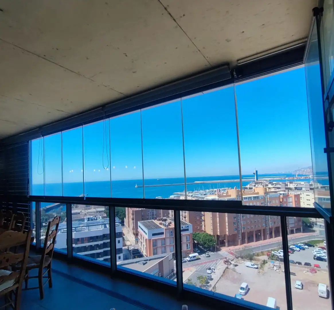 Terraza de Piso de alquiler en Almería con Aire acondicionado, Calefacción y Jardín privado