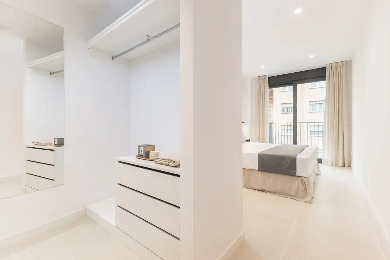 Dormitori de Apartament de lloguer en Barcelona amb Aire condicionat, Calefacció i Terrassa