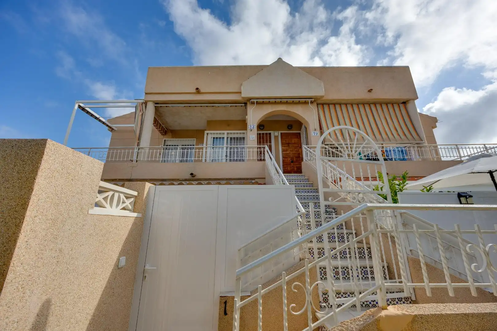 Exterior view of Attic for sale in Nueva Torrevieja - Aguas Nuevas