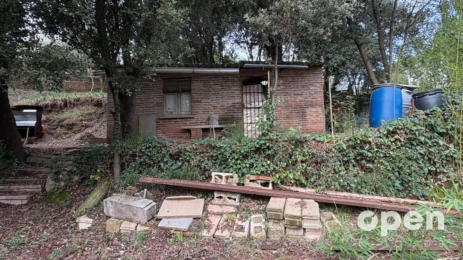 Vista exterior de Terreny industrial en venda en Vacarisses