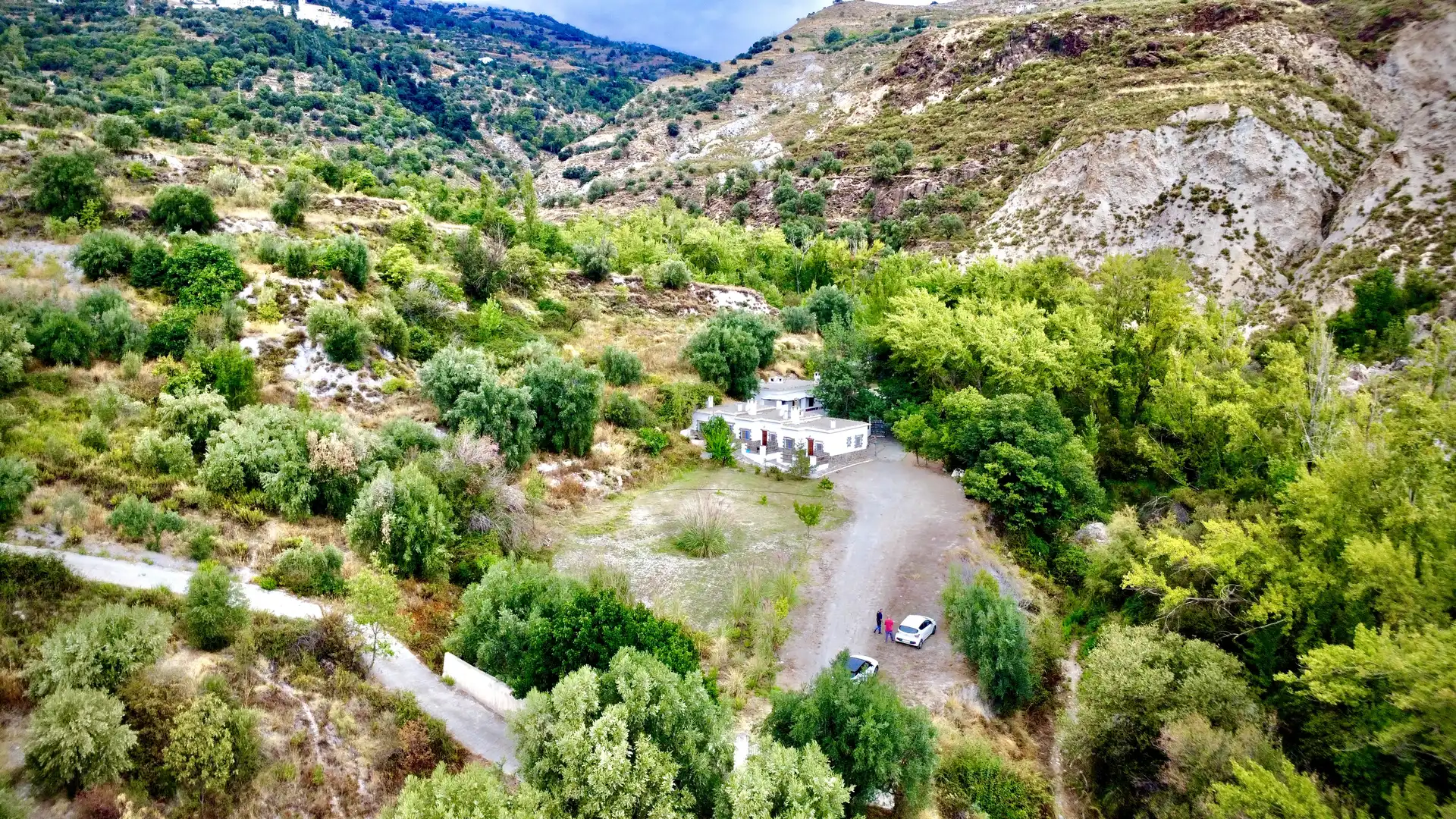 Vista exterior de Terreno en venta en Alpujarra de la Sierra