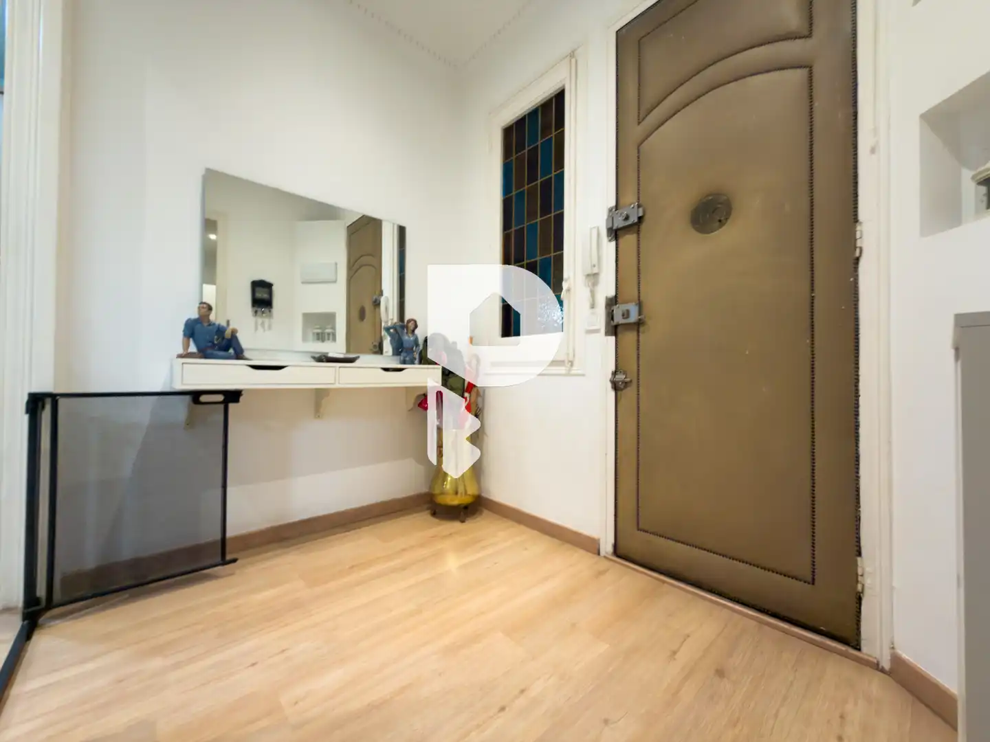 Flat for sale in Barcelona  with Air Conditioner, Heating and Parquet flooring