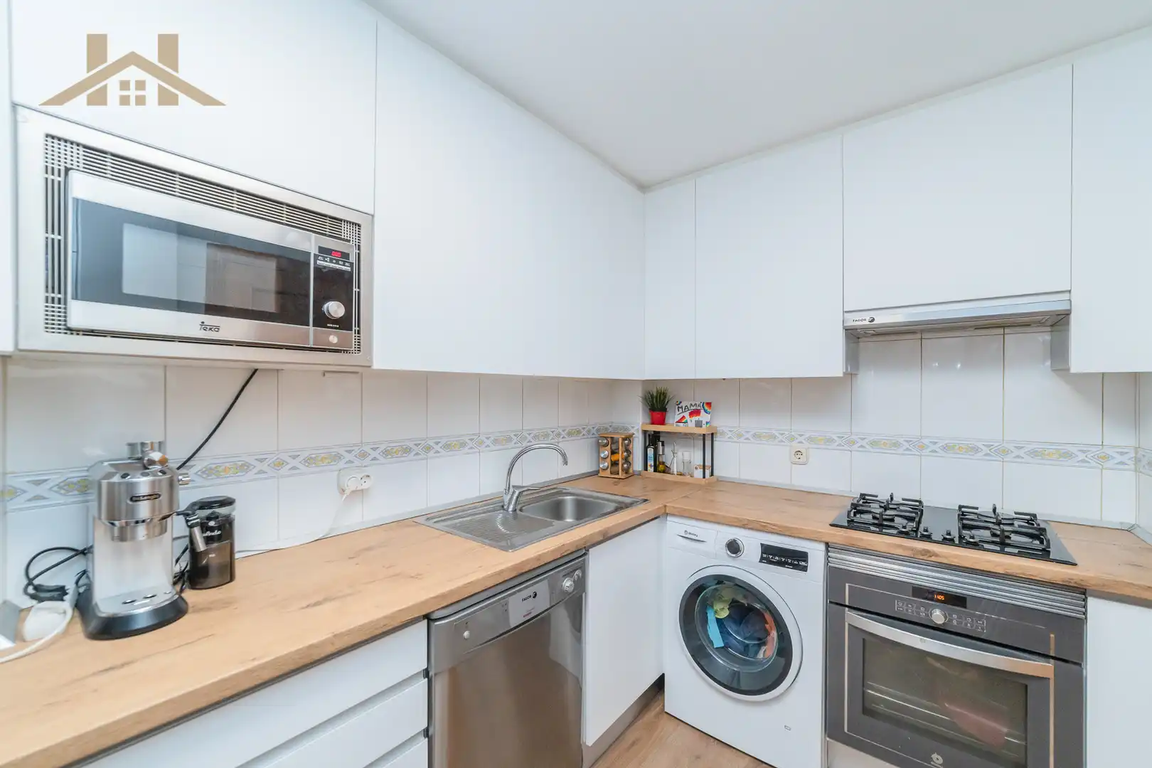 Piso con piscina en venta en Paseo del Ferrol, imagen 3
