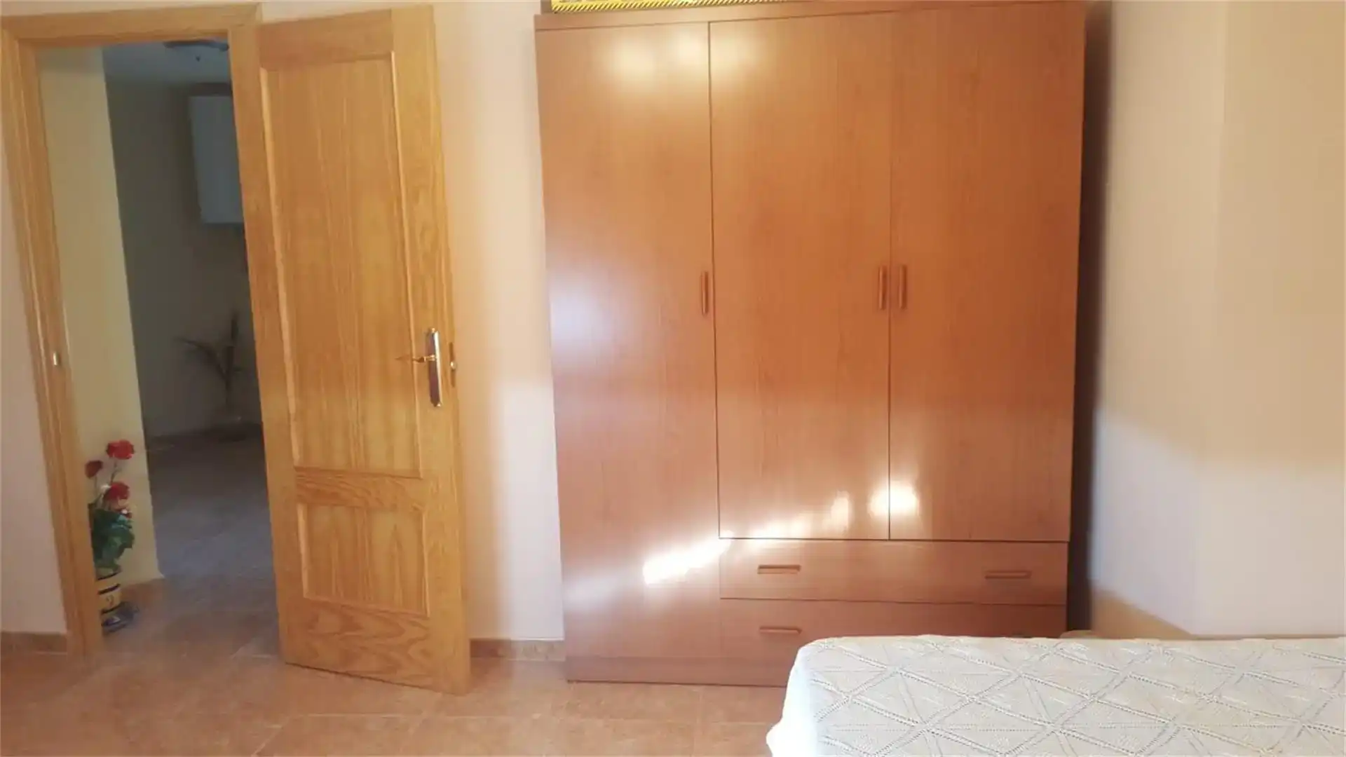 Habitación de Casa adosada en venta en Valdeverdeja con Amueblado, Lavadora y Microondas