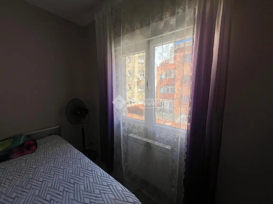 Bedroom of Flat for sale in Zaragoza  with Air Conditioner, Heating and Terrace
