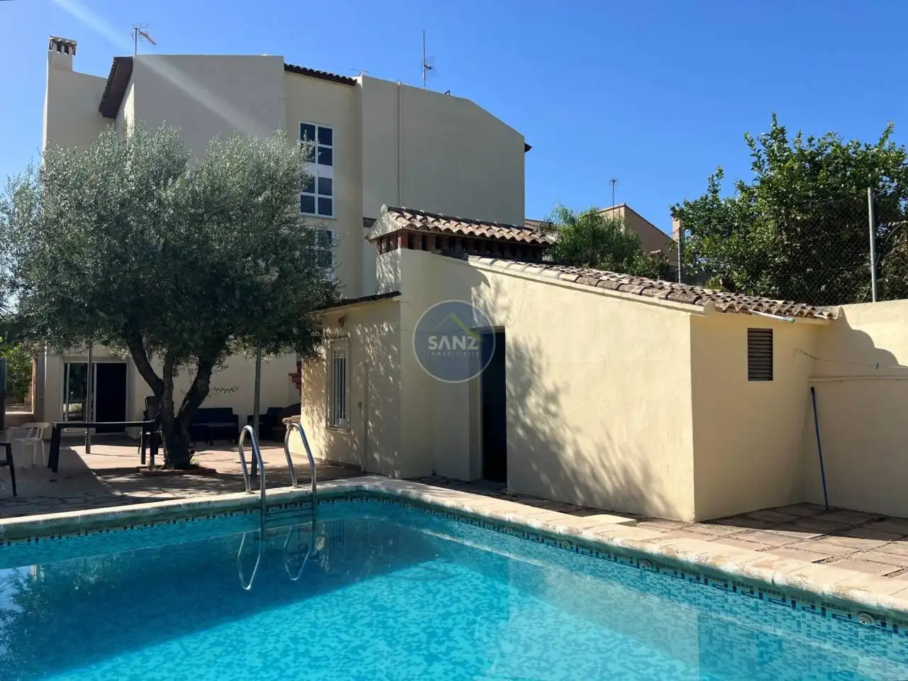 Casa amb piscina en venda a L'Olleria, imagen 2
