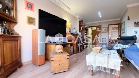 Foto 5 de Piso en venta en Porta, Barcelona Capital