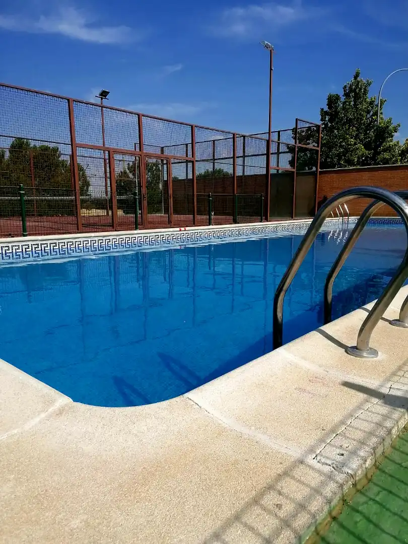 Piscina de Piso de alquiler en Ciudad Real con Amueblado
