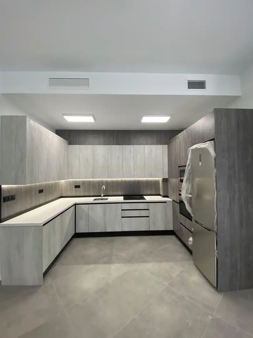 Kitchen of Flat for sale in Granada  with Air Conditioner and Swimming Pool