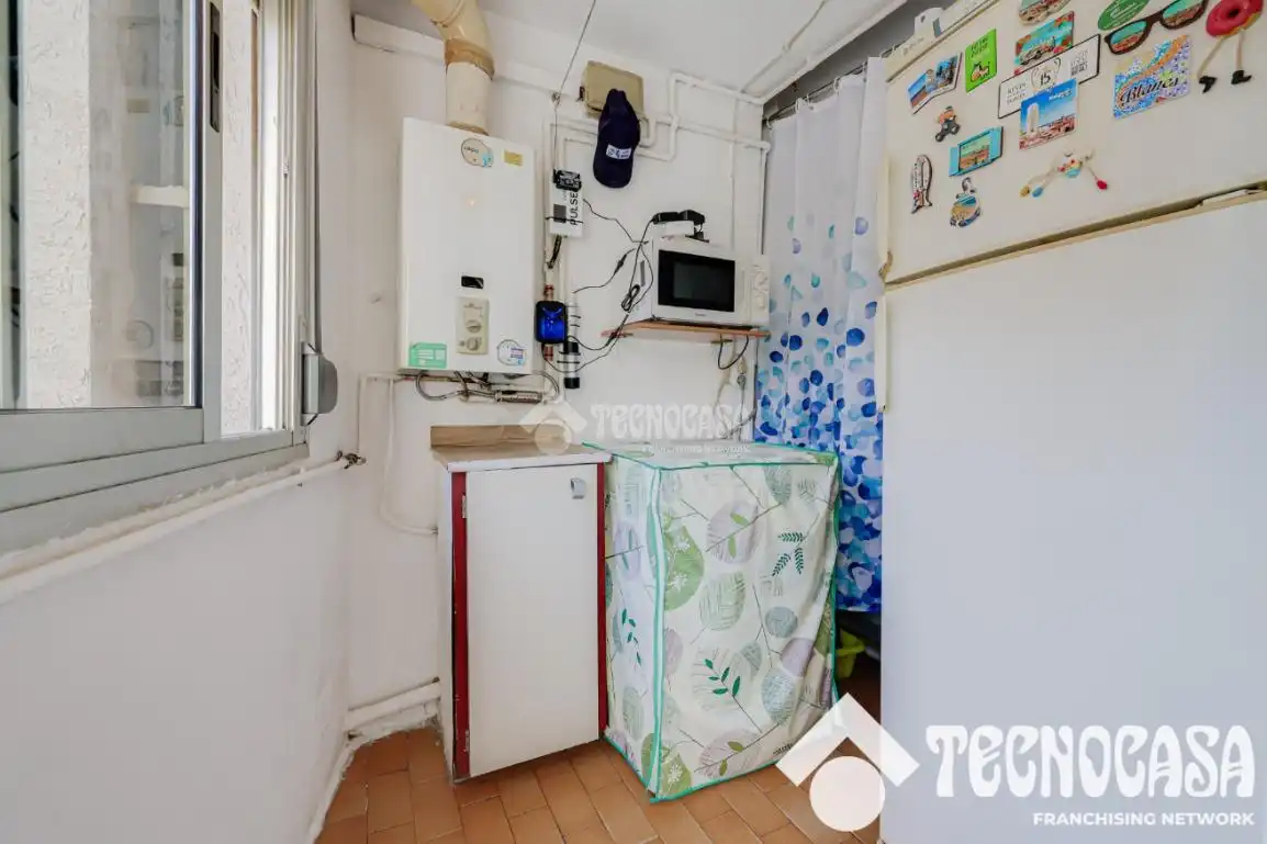 Kitchen of Flat for sale in Can Feu - Gràcia