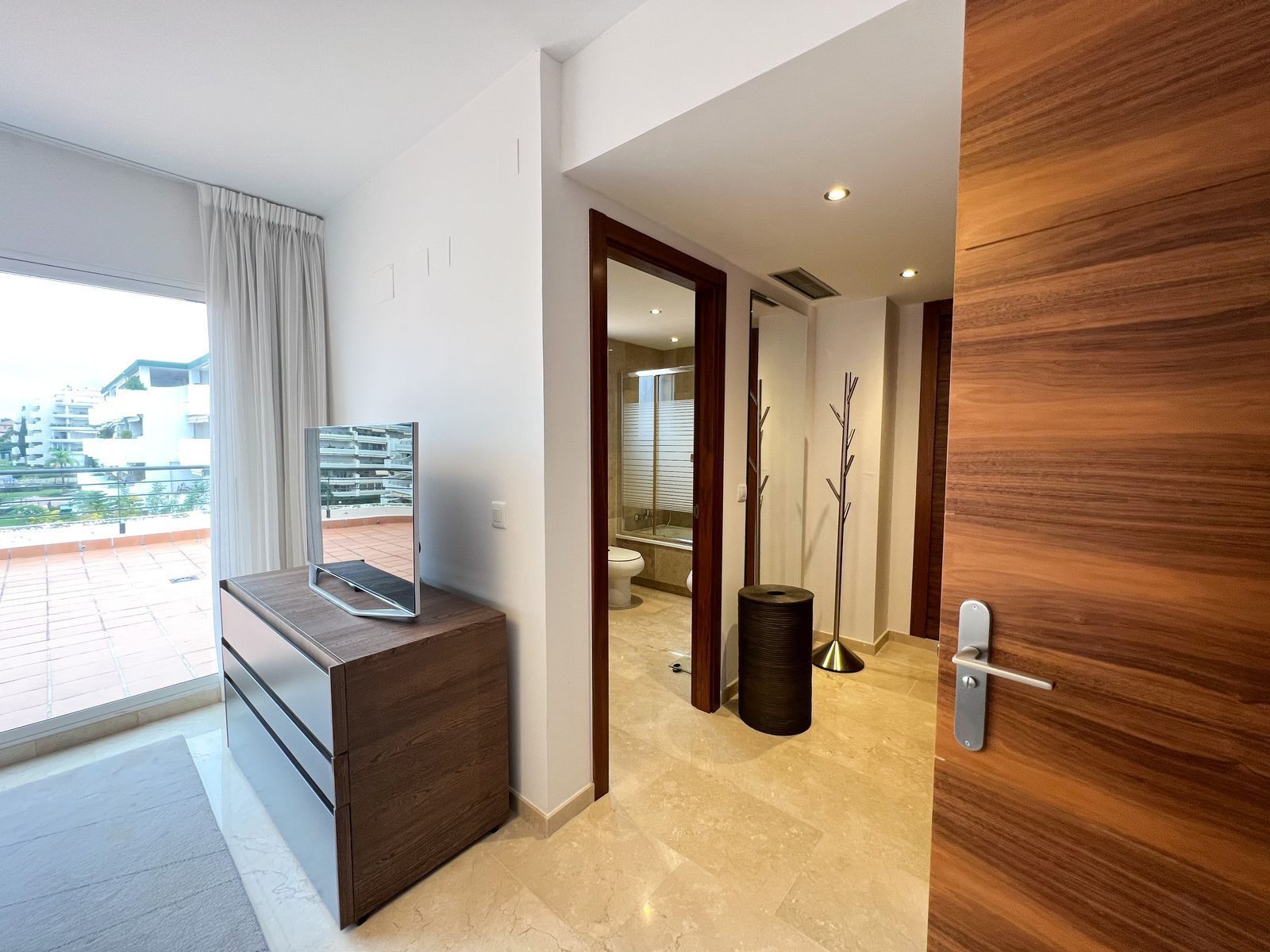 Ático en venta en Marbella con Aire acondicionado, Terraza y Piscina