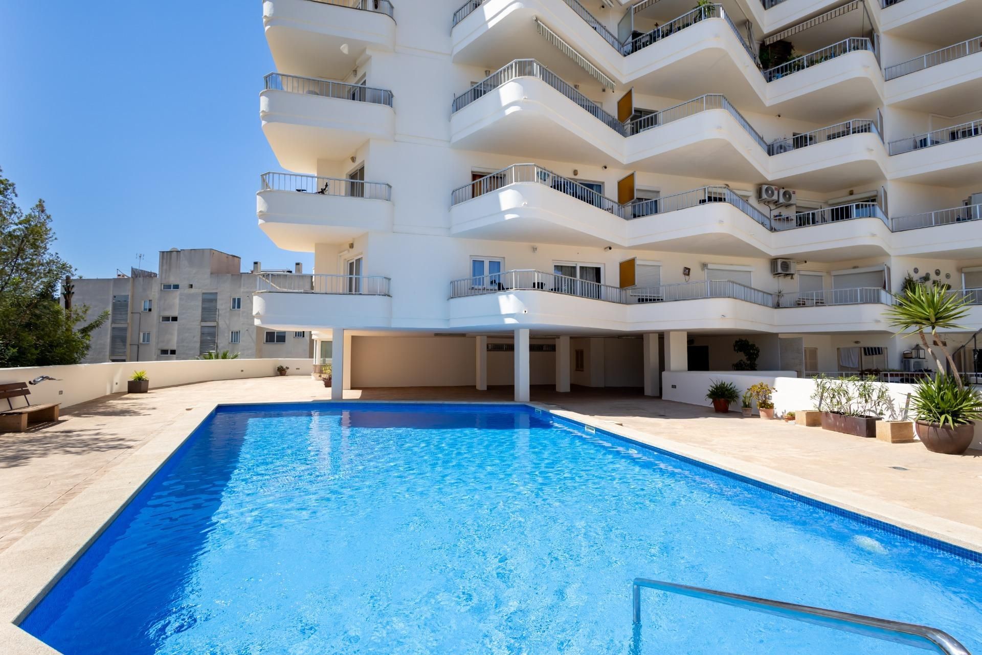 Piscina de Apartament en venda en  Palma de Mallorca amb Aire condicionat, Calefacció i Terrassa