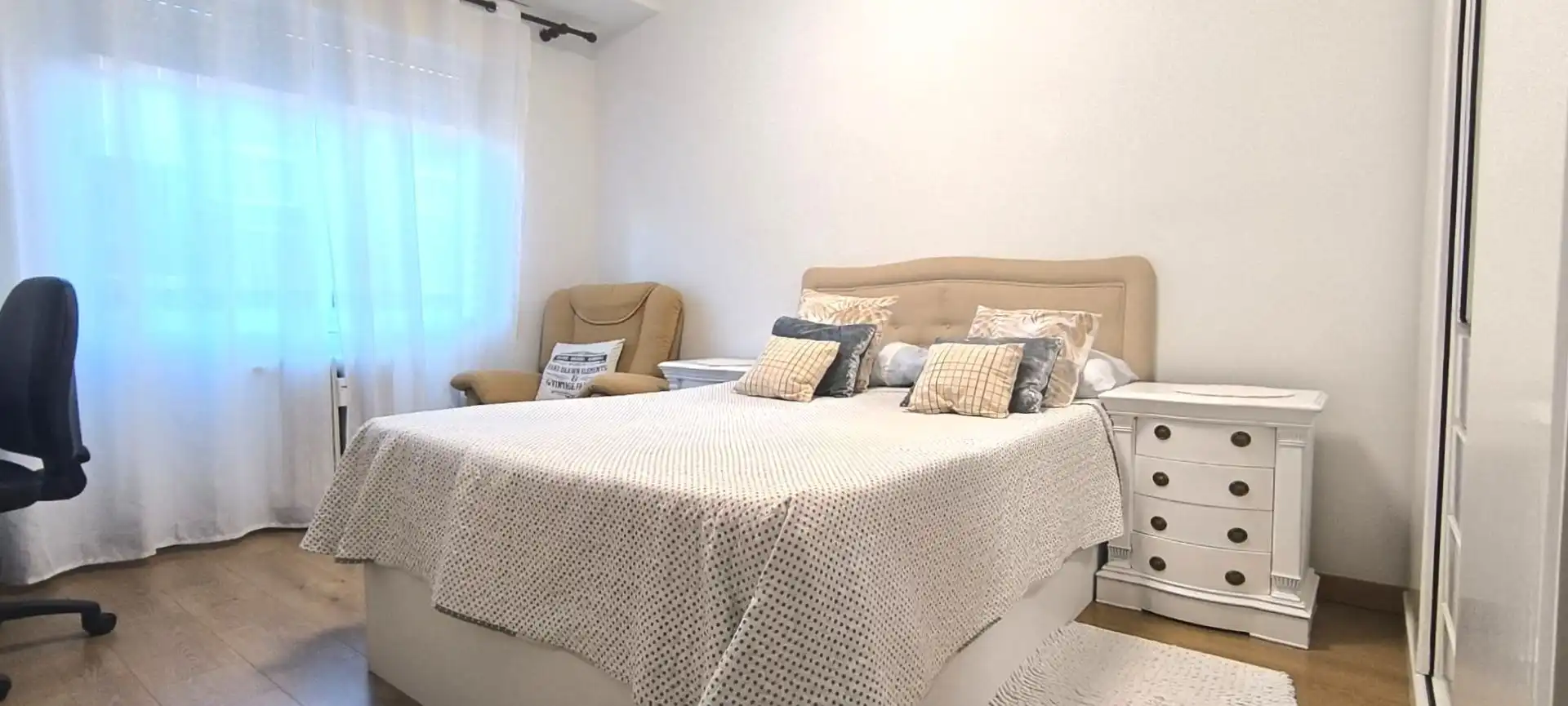 Bedroom of Flat for sale in  Logroño  with Heating and Terrace