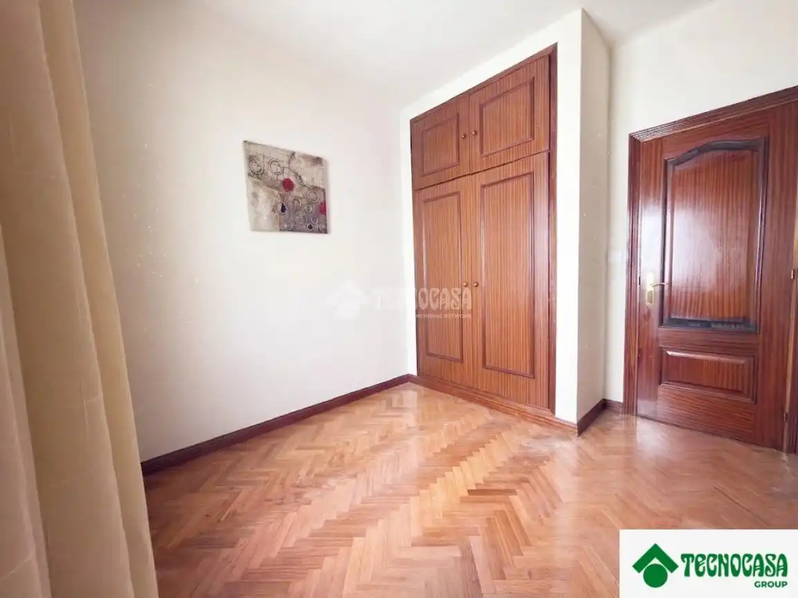 Habitación de Piso en venta en Madrid con Aire acondicionado
