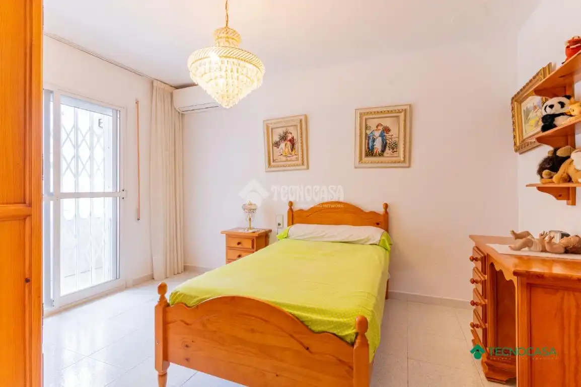Habitación de Piso en venta en Roquetas de Mar con Aire acondicionado, Terraza y Balcón