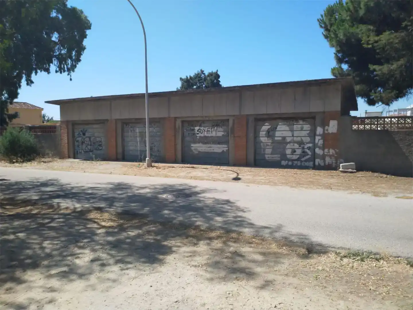 Finca rústica en venda en Los Barrios amb Jardí privat i Moblat
