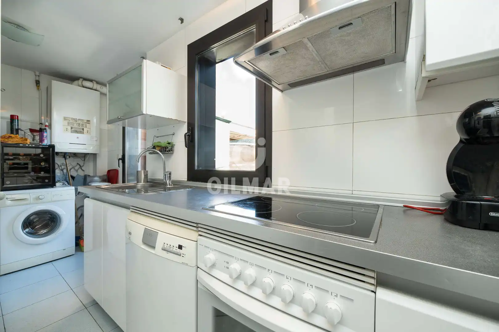 Cocina de Ático en venta en Madrid con Calefacción, Jardín privado y Trastero