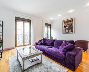 Sala d'estar de Pis en venda en  Madrid Capital amb Aire condicionat i Calefacció