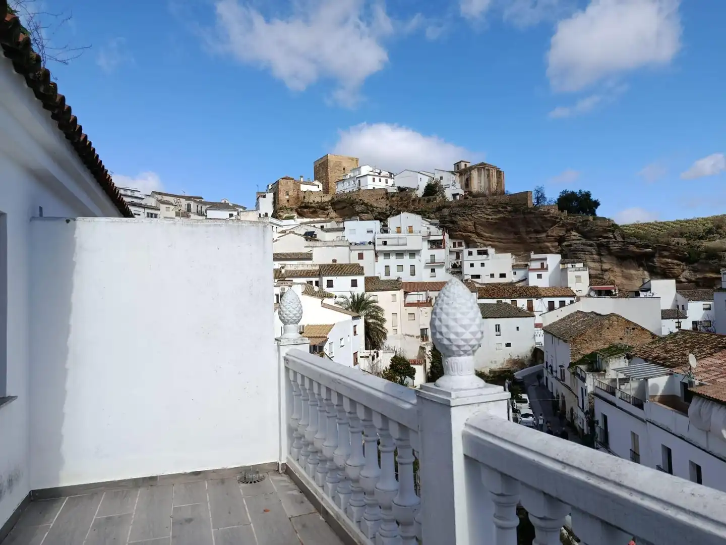 Exterior view of Duplexes for sale in Setenil de las Bodegas  with Terrace and Balcony