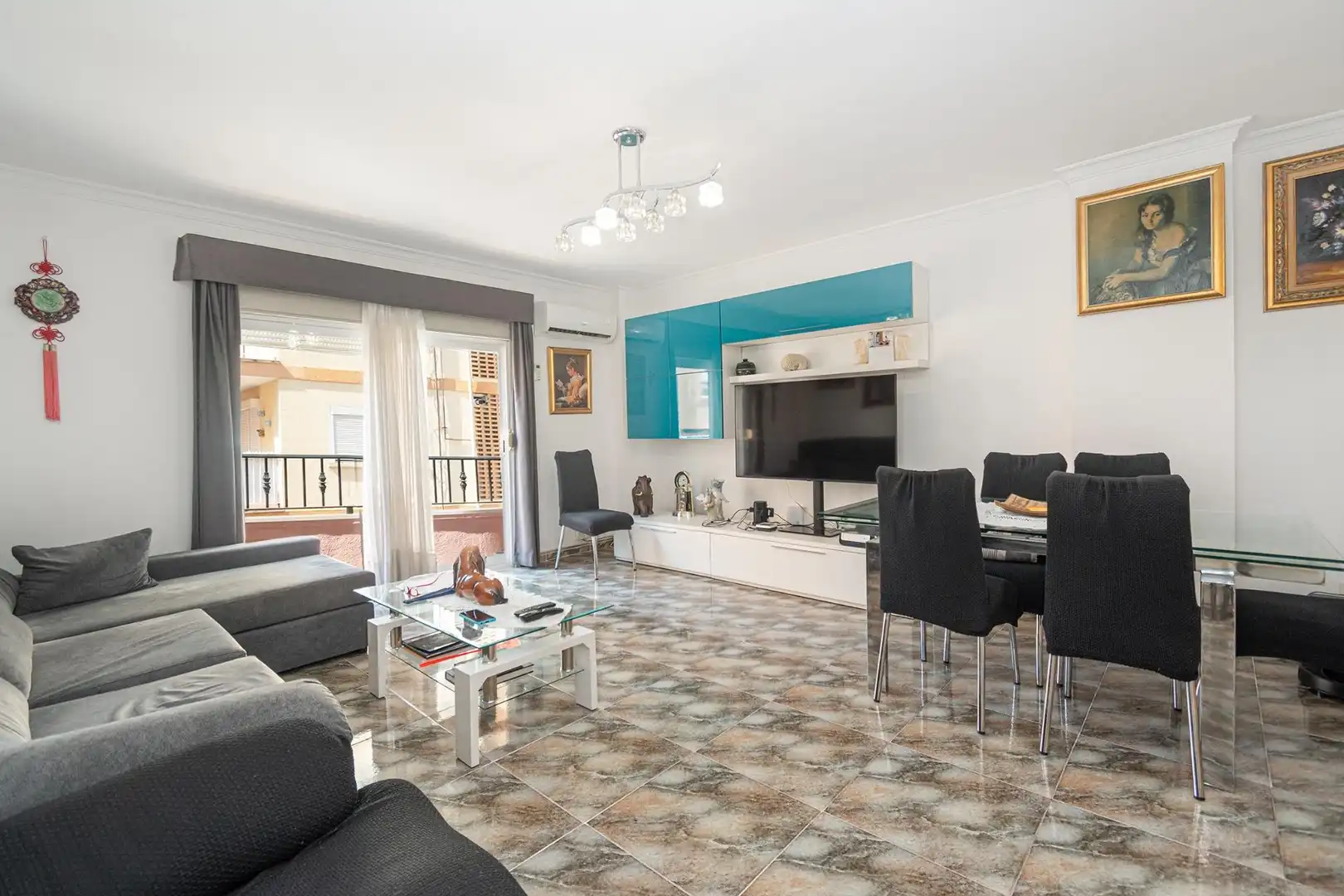 Sala de estar de Casa adosada en venta en  Palma de Mallorca con Aire acondicionado, Calefacción y Terraza