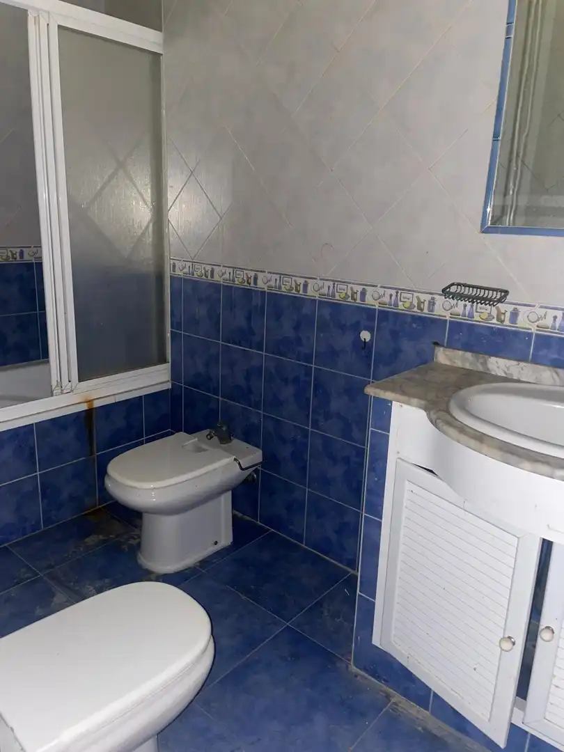 Bathroom of Flat for sale in Algeciras