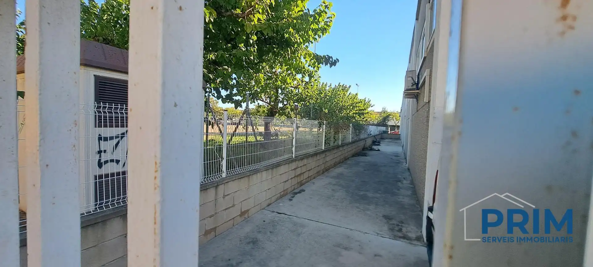 Parking de Nave industrial de alquiler en Reus