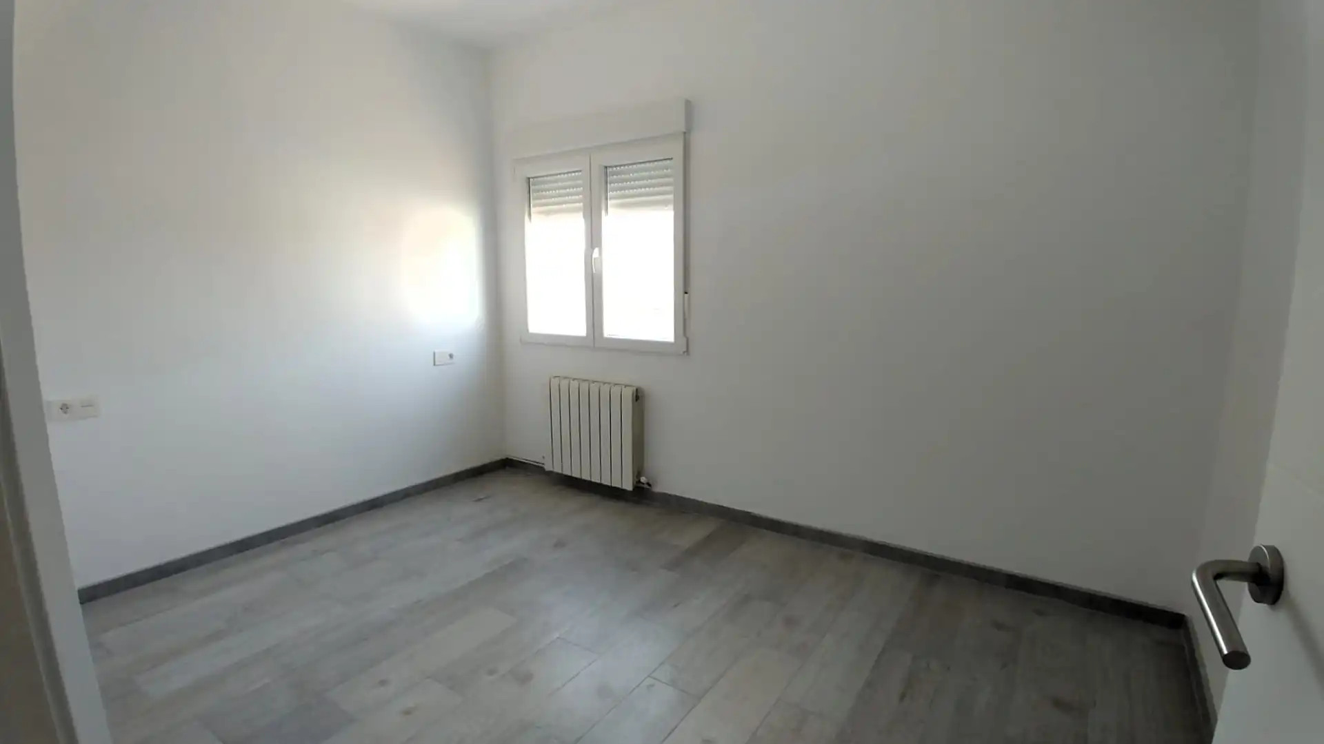 Habitación de Piso en venta en Zaragoza con Calefacción y Balcón
