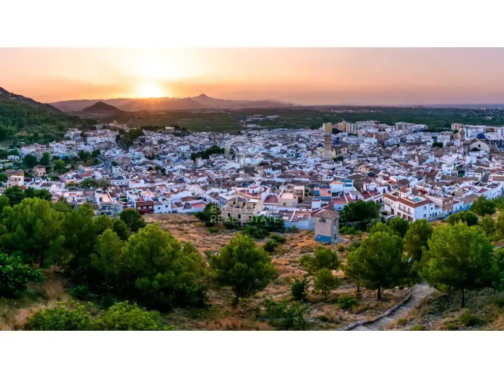 Exterior view of Houses for sale in Oliva  with Air Conditioner, Terrace and Storage room