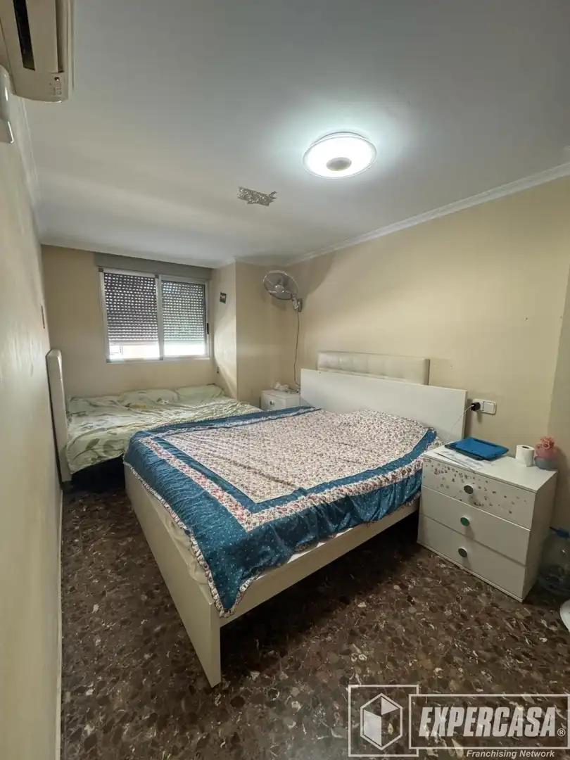 Schlafzimmer von Country house zum Verkauf in Albal mit Klimaanlage und Terrasse