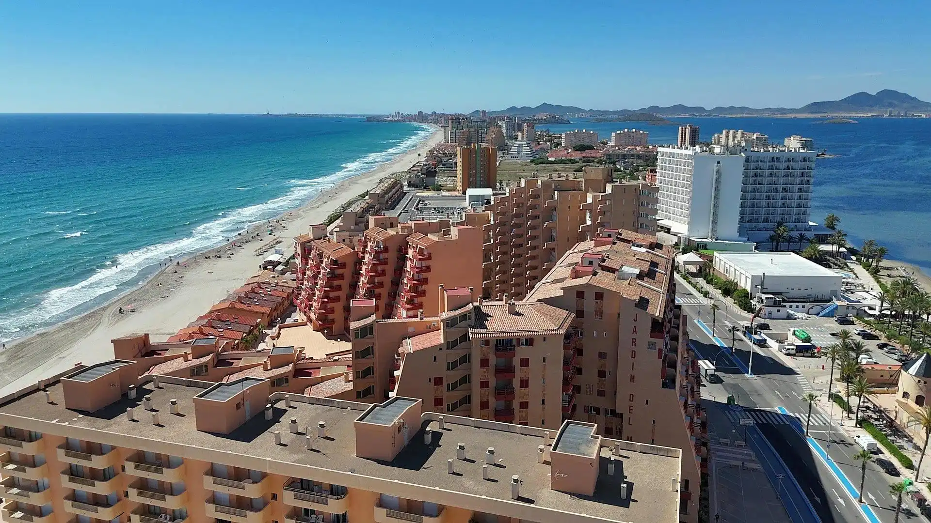 Außenansicht von Wohnung zum Verkauf in La Manga del Mar Menor mit Möbliert, Balkon und Alarm