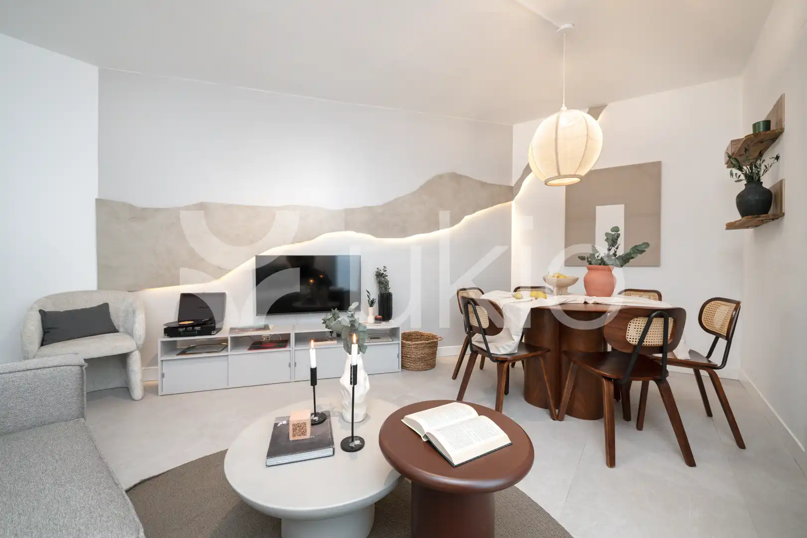 Sala de estar de Apartamento de alquiler en Madrid con Aire acondicionado, Calefacción y Amueblado
