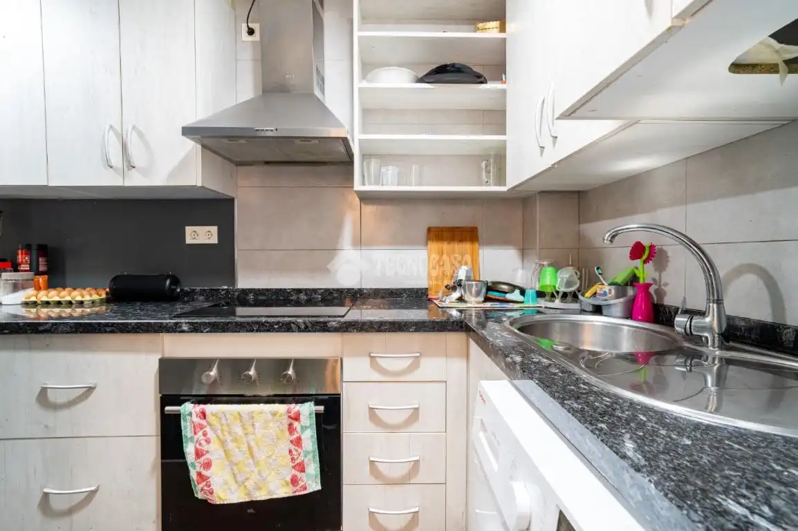 Cocina de Piso en venta en Granada