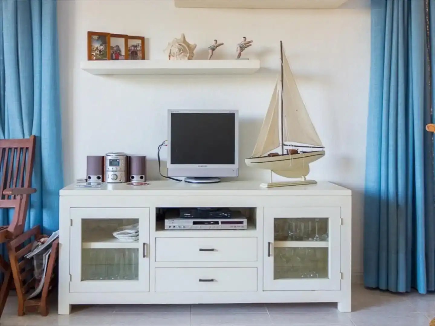 Wohnzimmer von Wohnung zum Verkauf in Torrevieja mit Klimaanlage und Schwimmbad