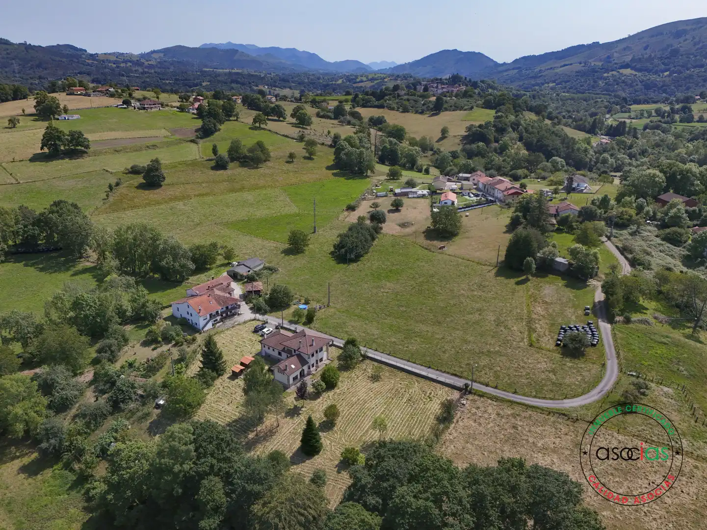 Casa o xalet en venda en Nava amb Calefacció, Parquet i Traster